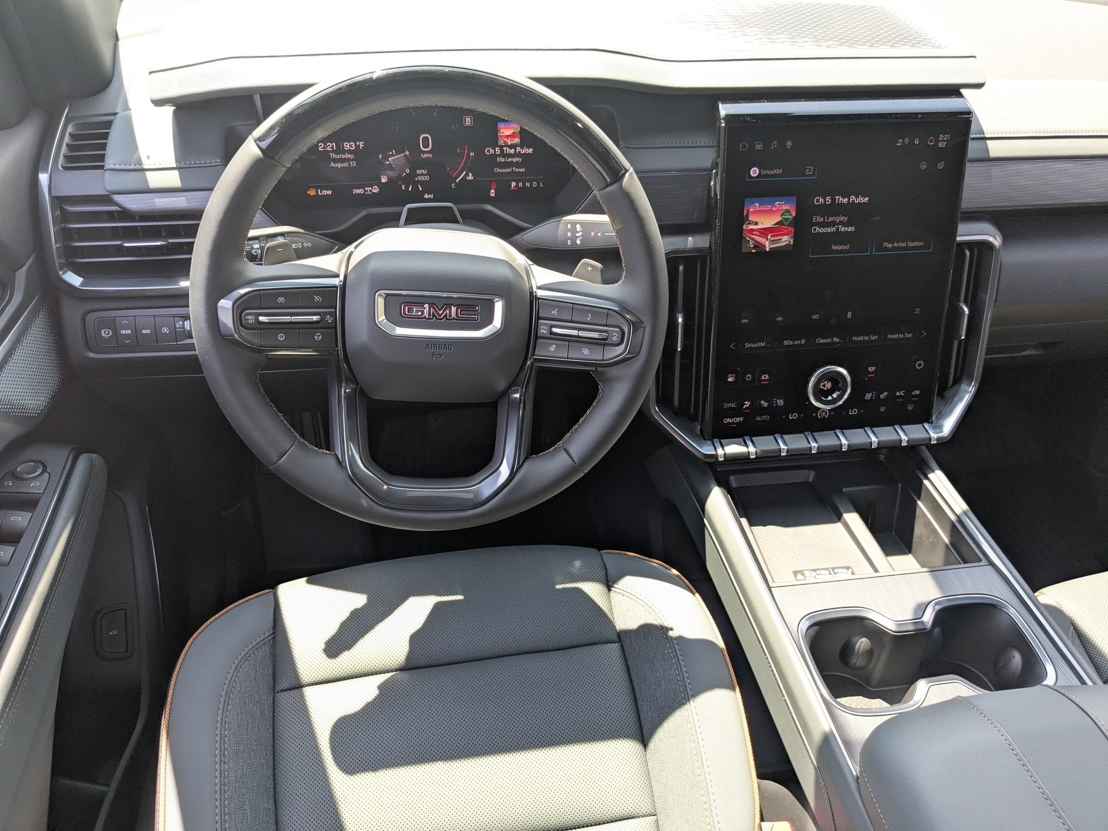 2027 GMC Acadia AT4