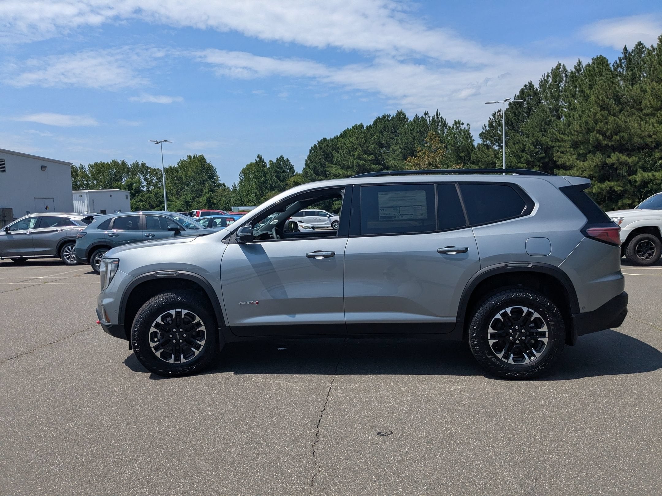2027 GMC Acadia AT4