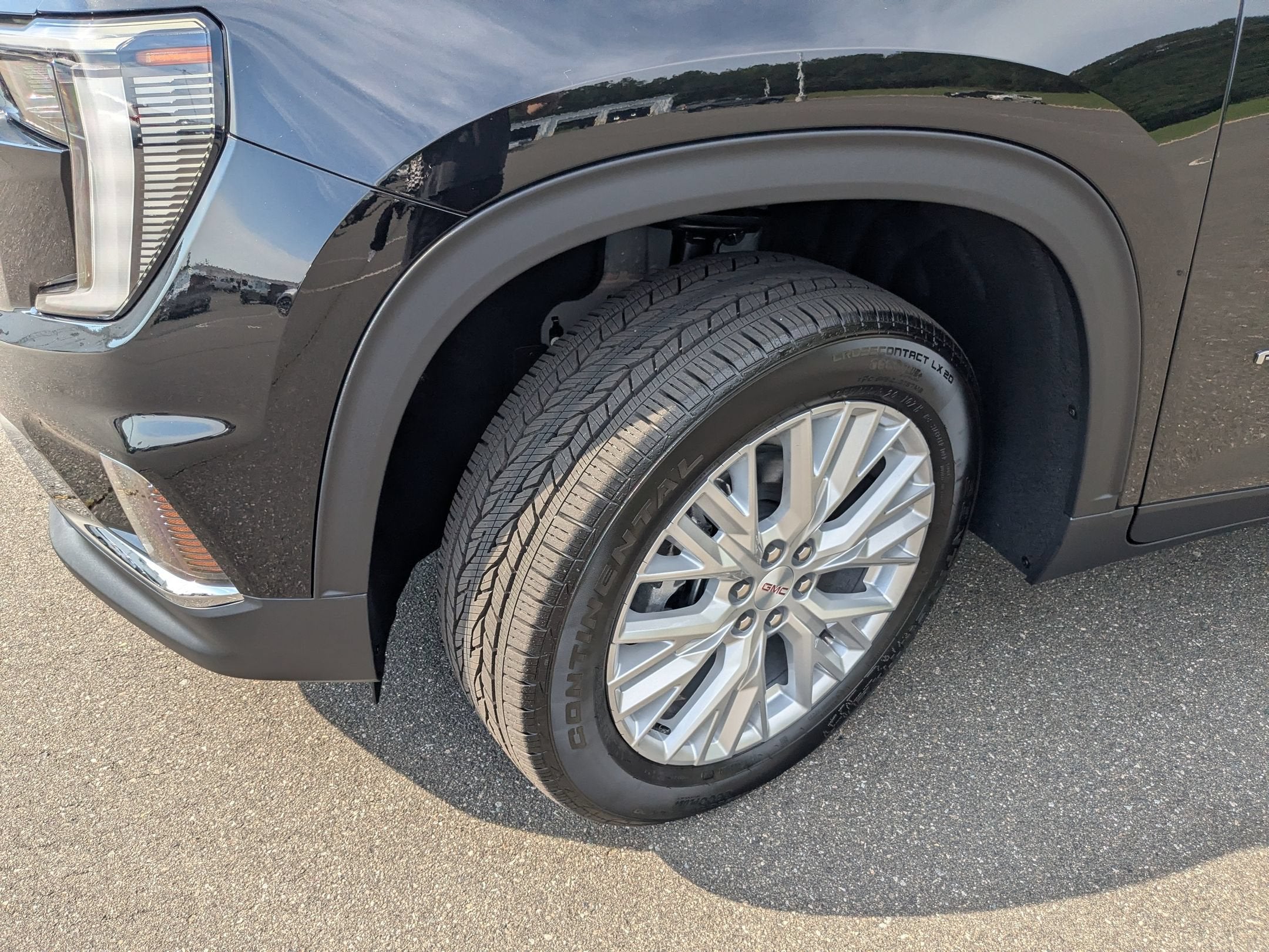 2027 GMC Acadia Elevation