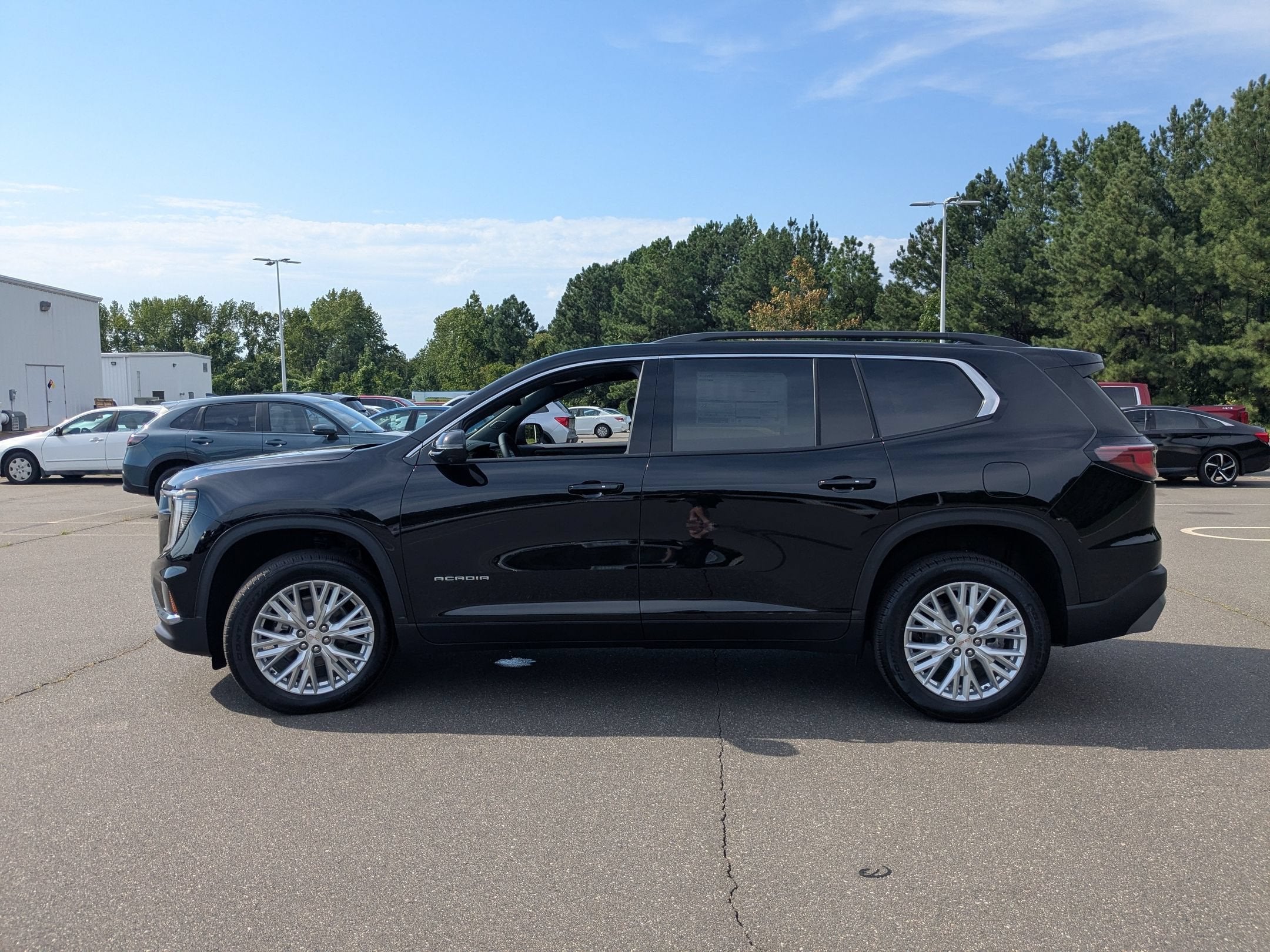 2027 GMC Acadia Elevation