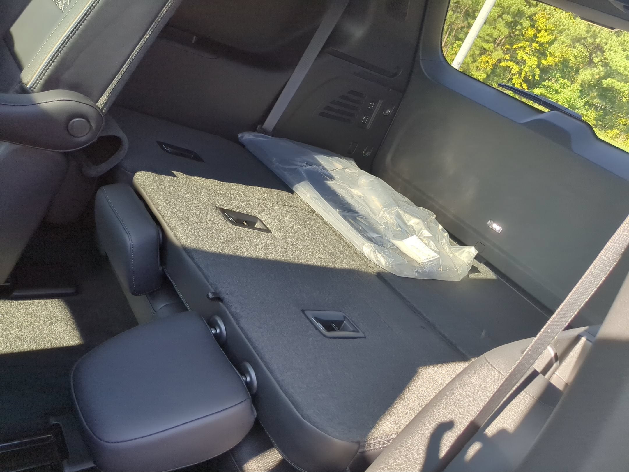2027 GMC Acadia Denali