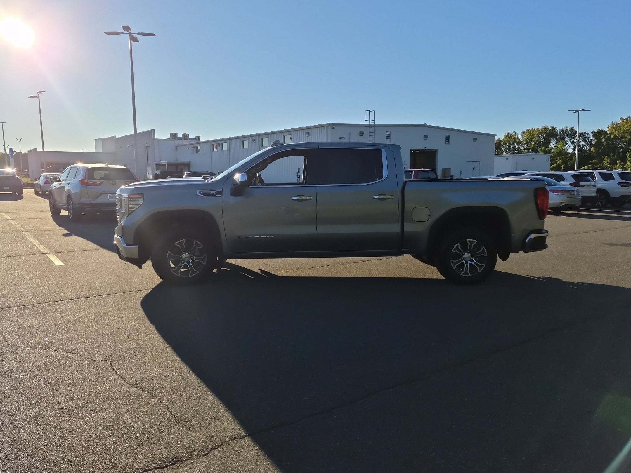 2025 GMC Sierra 1500 SLT