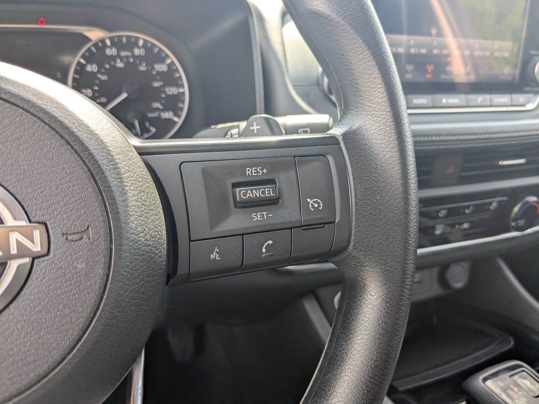 2023 Nissan Rogue S FWD