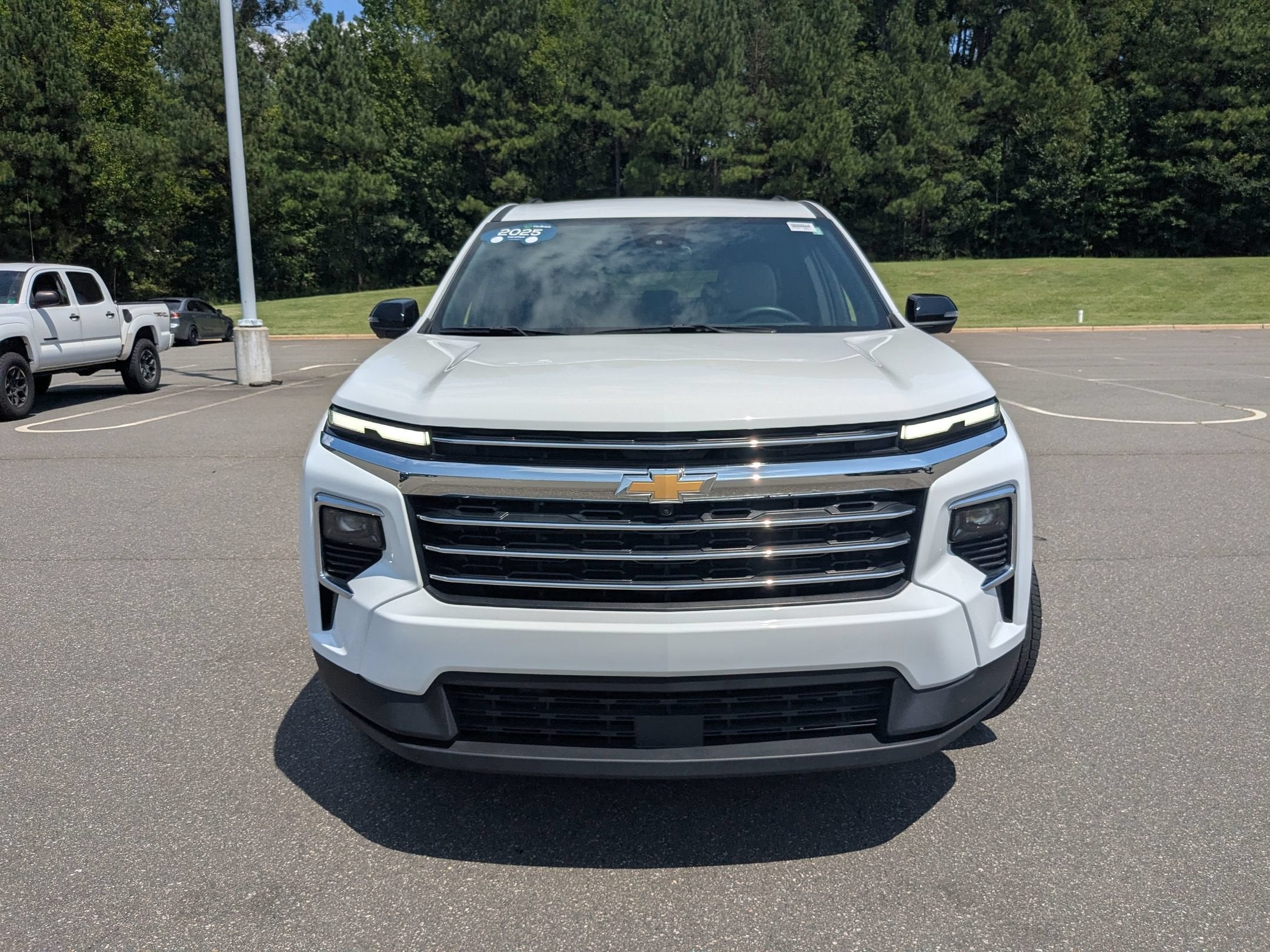 2025 Chevrolet Traverse FWD LT