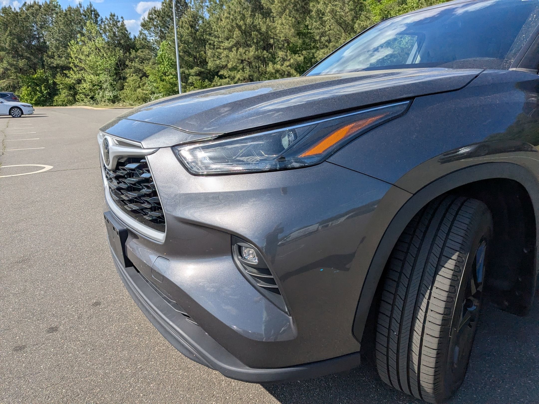 2023 Toyota Highlander LE