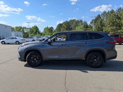 2023 Toyota Highlander LE