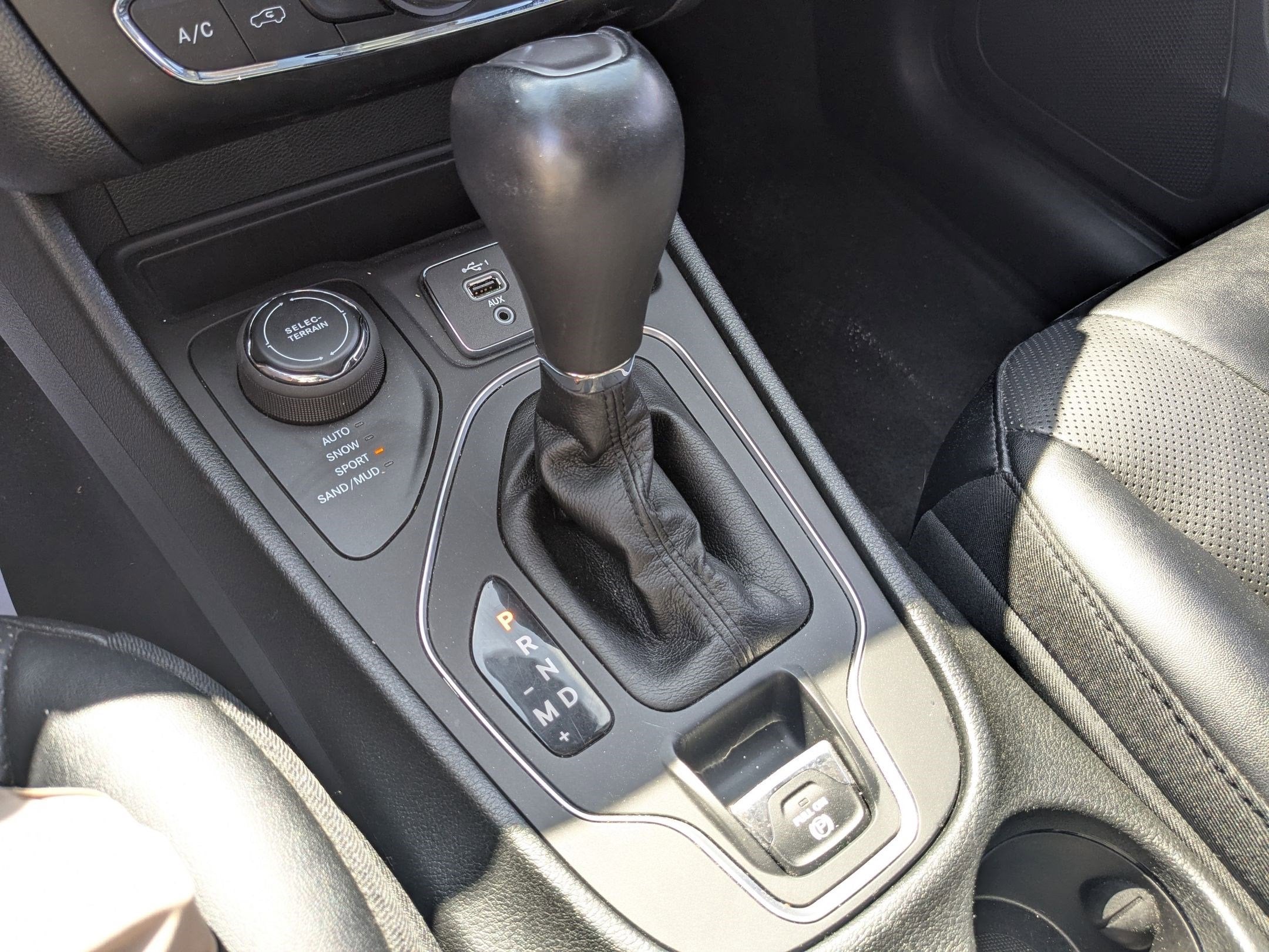 2022 Jeep Cherokee Latitude Lux 4x4