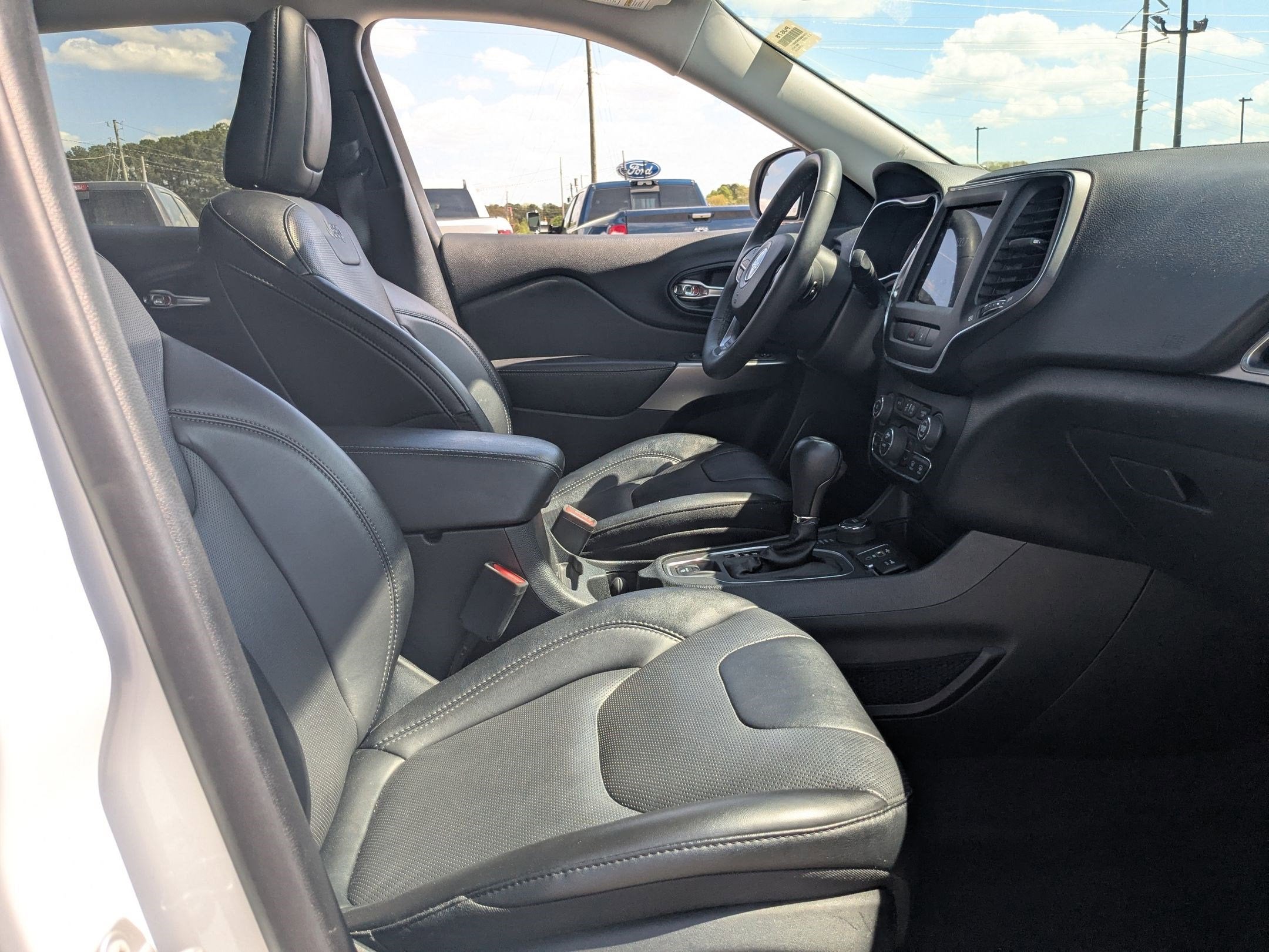 2022 Jeep Cherokee Latitude Lux 4x4