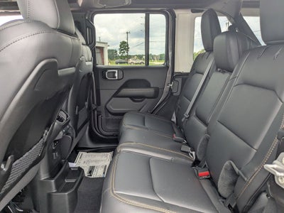 2025 Jeep Wrangler WRANGLER 4-DOOR SAHARA