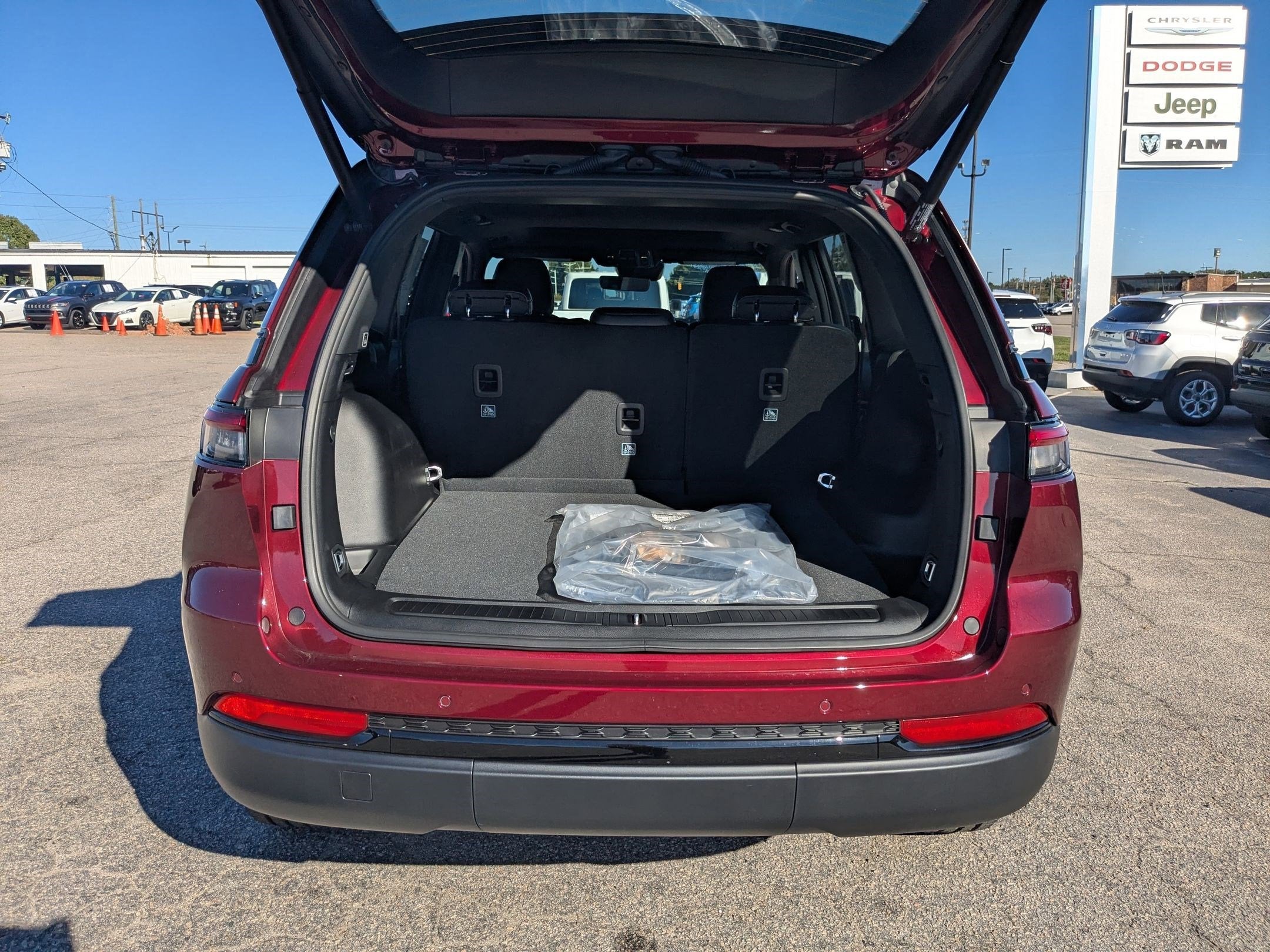 2025 Jeep Grand Cherokee GRAND CHEROKEE ALTITUDE X 4X4