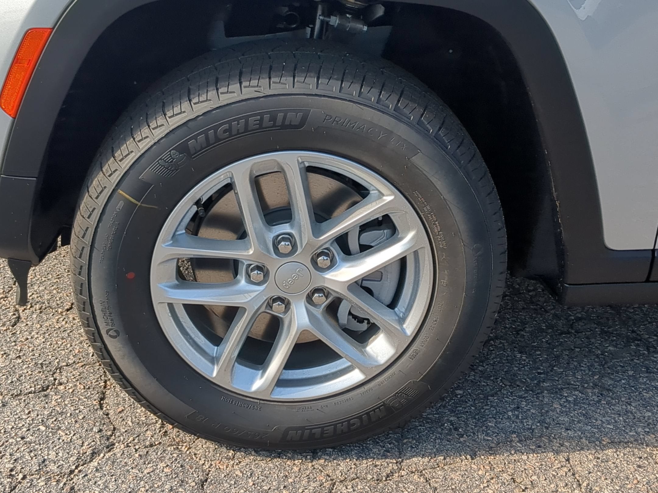 2026 Jeep Grand Cherokee L GRAND CHEROKEE L LAREDO X 4X4