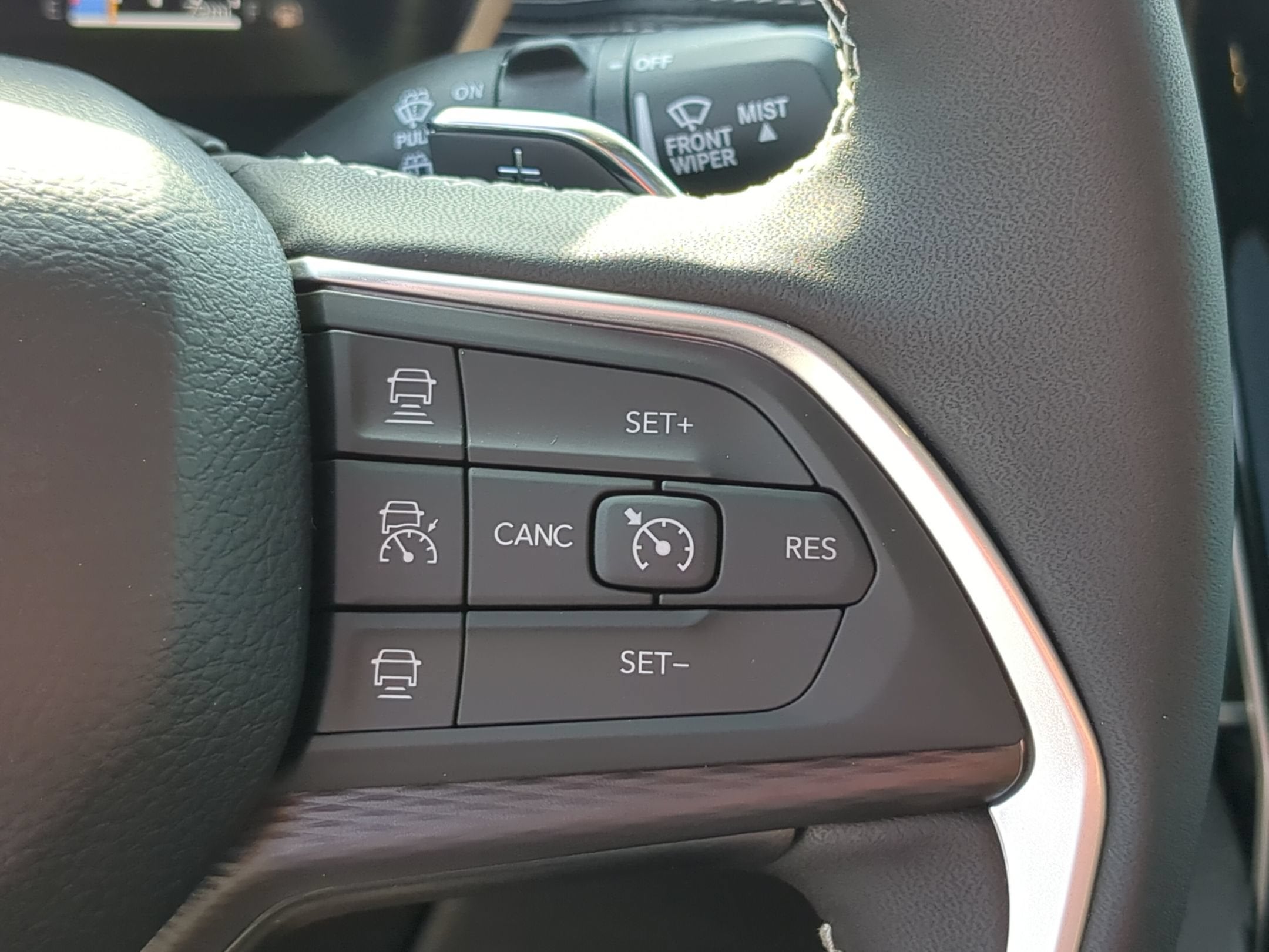 2026 Jeep Grand Cherokee L GRAND CHEROKEE L LAREDO X 4X4
