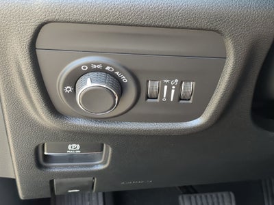 2026 Jeep Grand Cherokee L GRAND CHEROKEE L LAREDO X 4X4