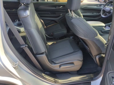 2026 Jeep Grand Cherokee L GRAND CHEROKEE L LAREDO X 4X4