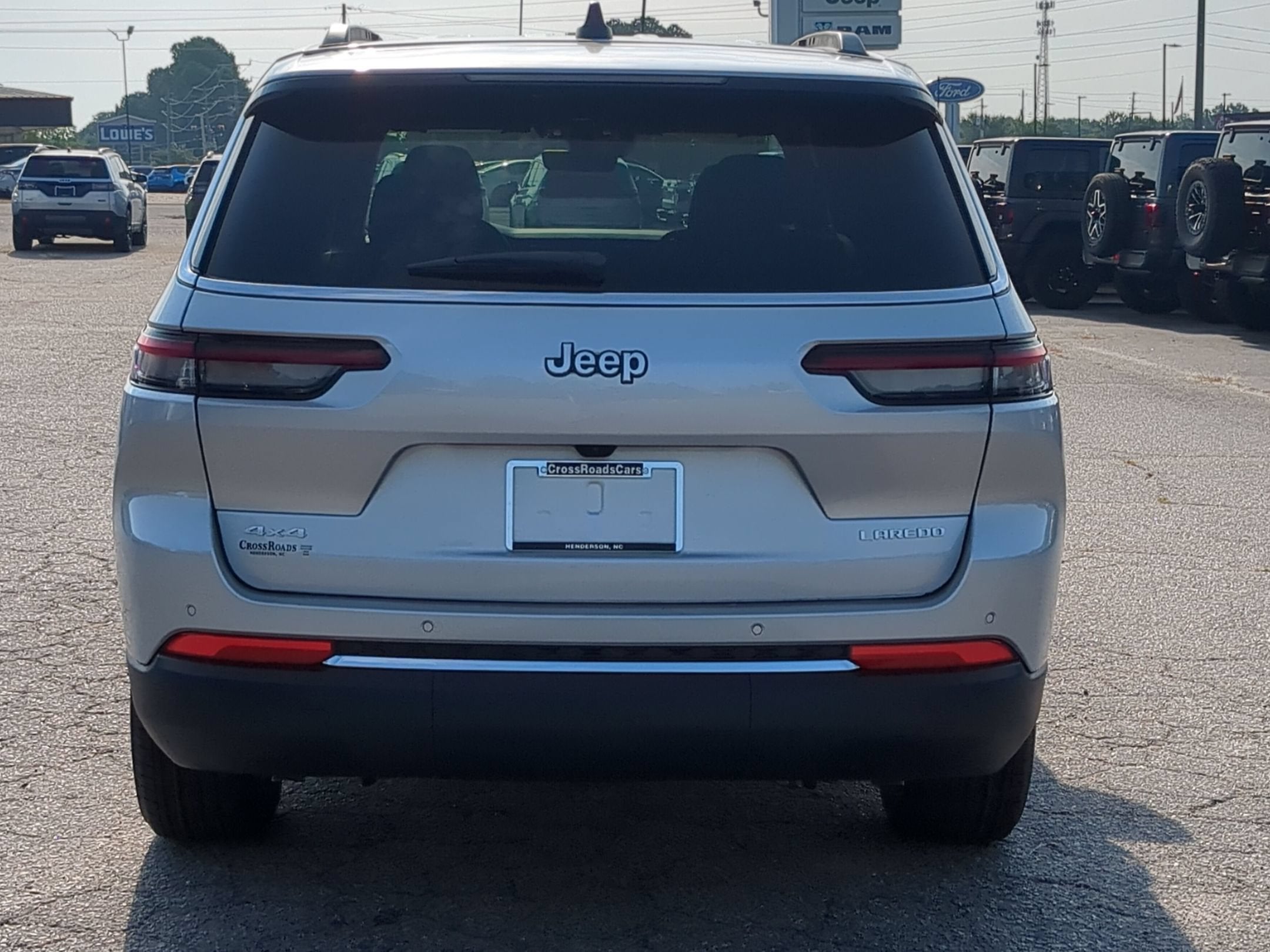 2026 Jeep Grand Cherokee L GRAND CHEROKEE L LAREDO X 4X4