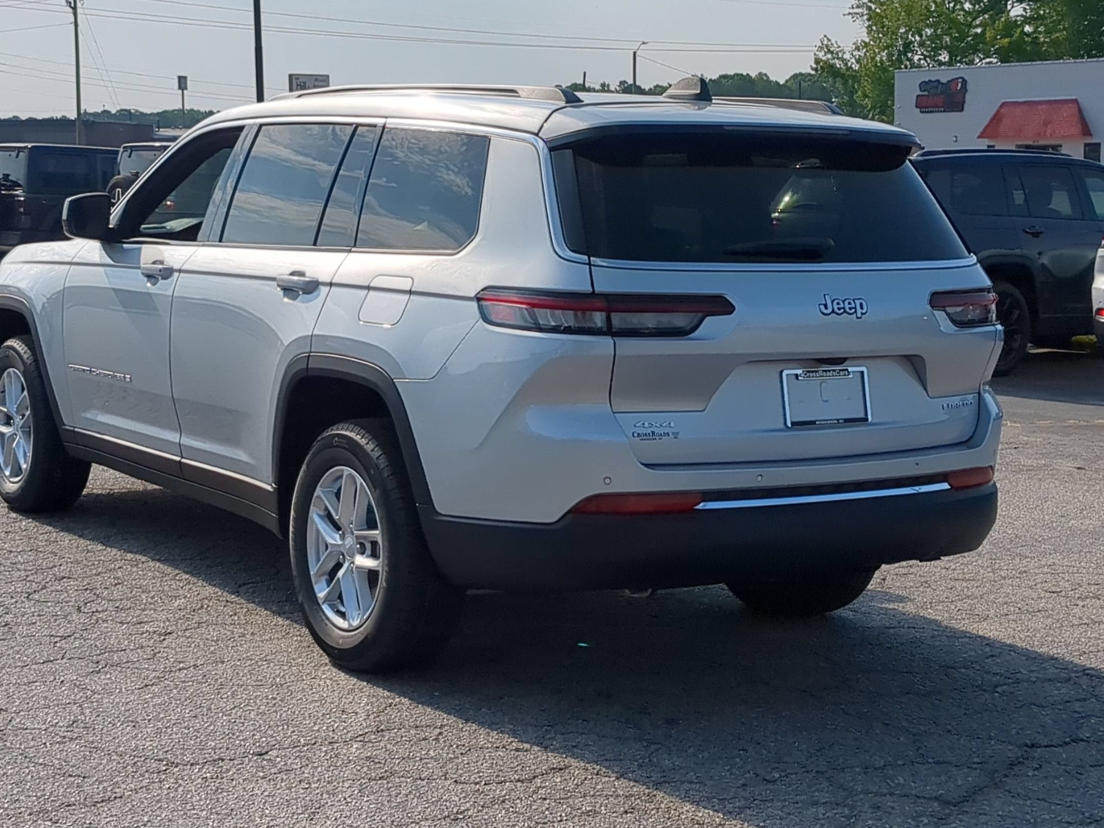 2026 Jeep Grand Cherokee L GRAND CHEROKEE L LAREDO X 4X4