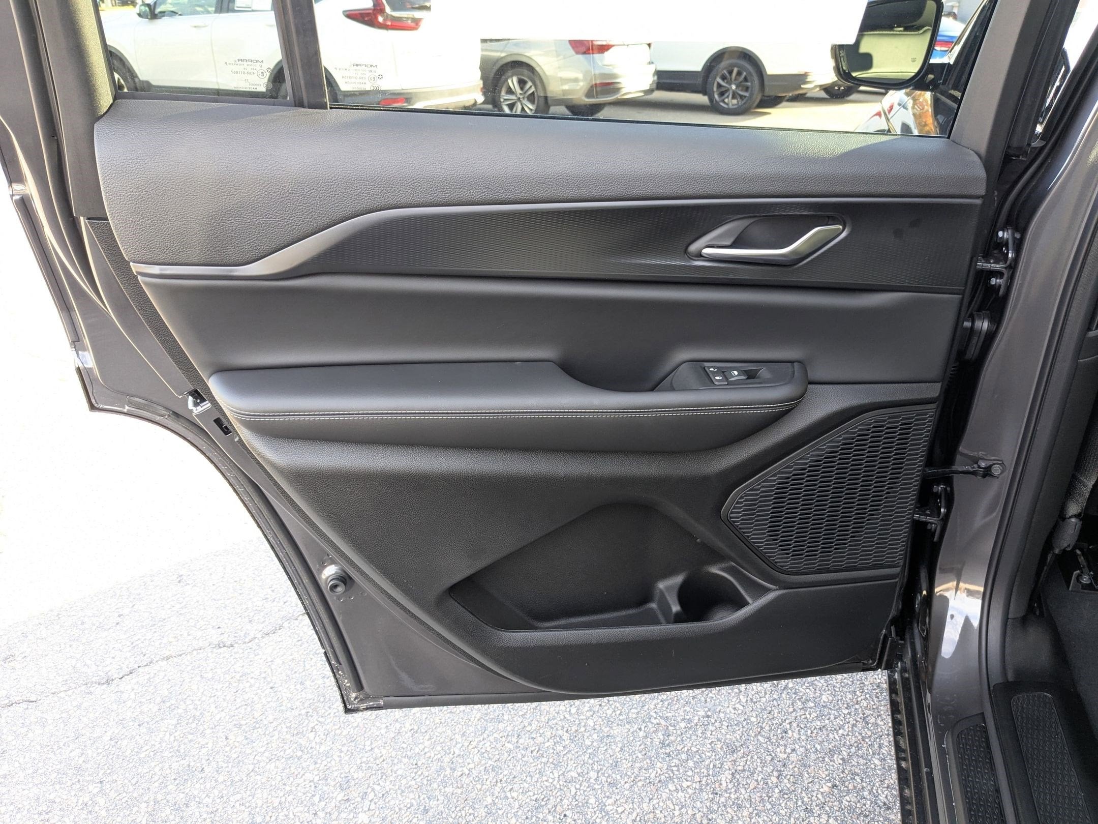 2025 Jeep Grand Cherokee L GRAND CHEROKEE L ALTITUDE X 4X4