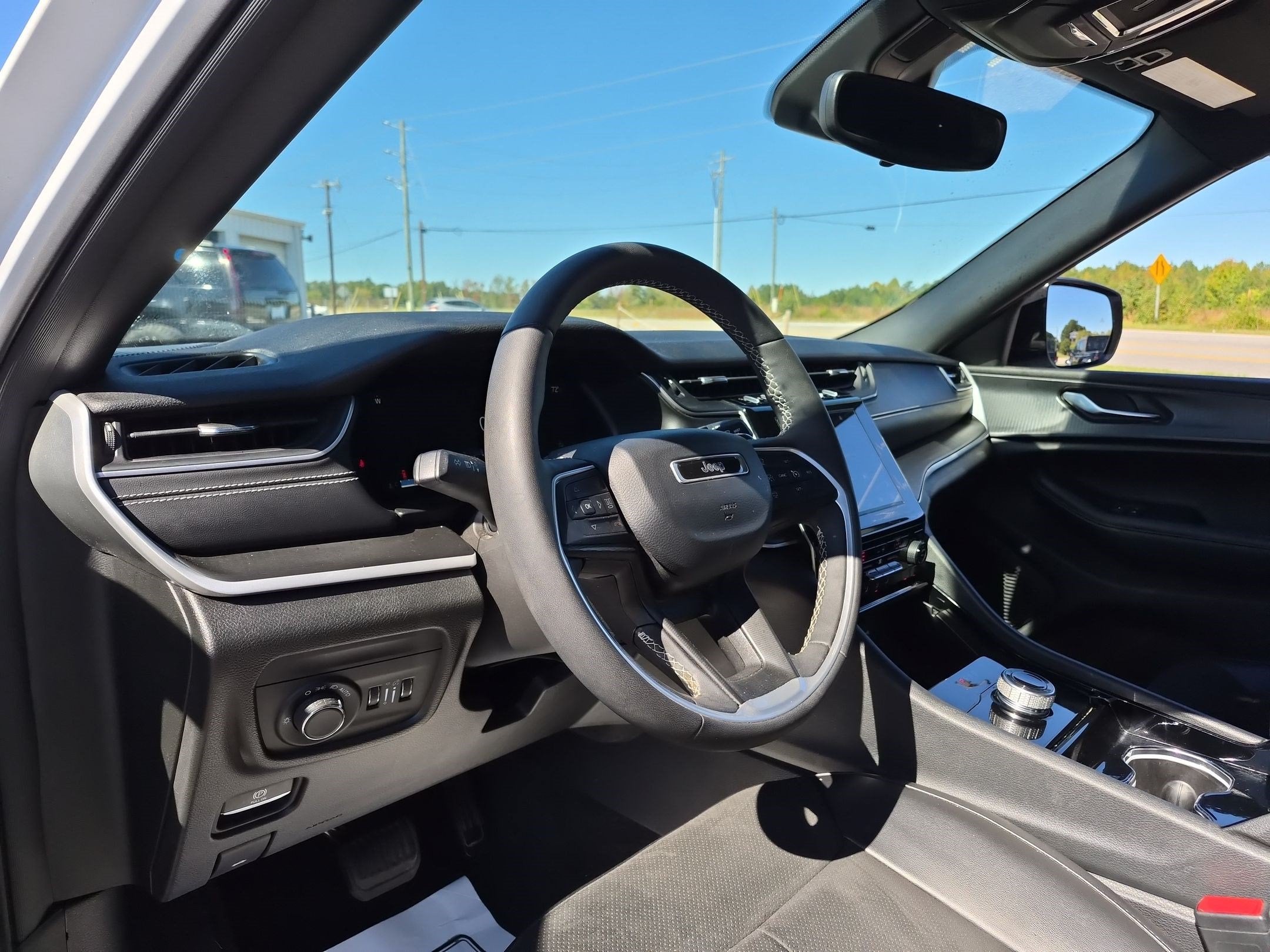 2023 Jeep Grand Cherokee L Altitude 4x4