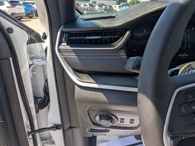 2025 Jeep Grand Cherokee L Laredo X 4x4