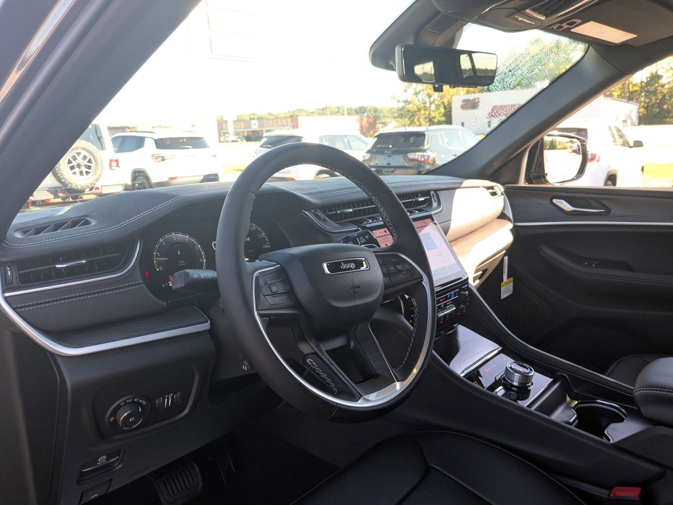 2025 Jeep Grand Cherokee L GRAND CHEROKEE L LIMITED 4X4