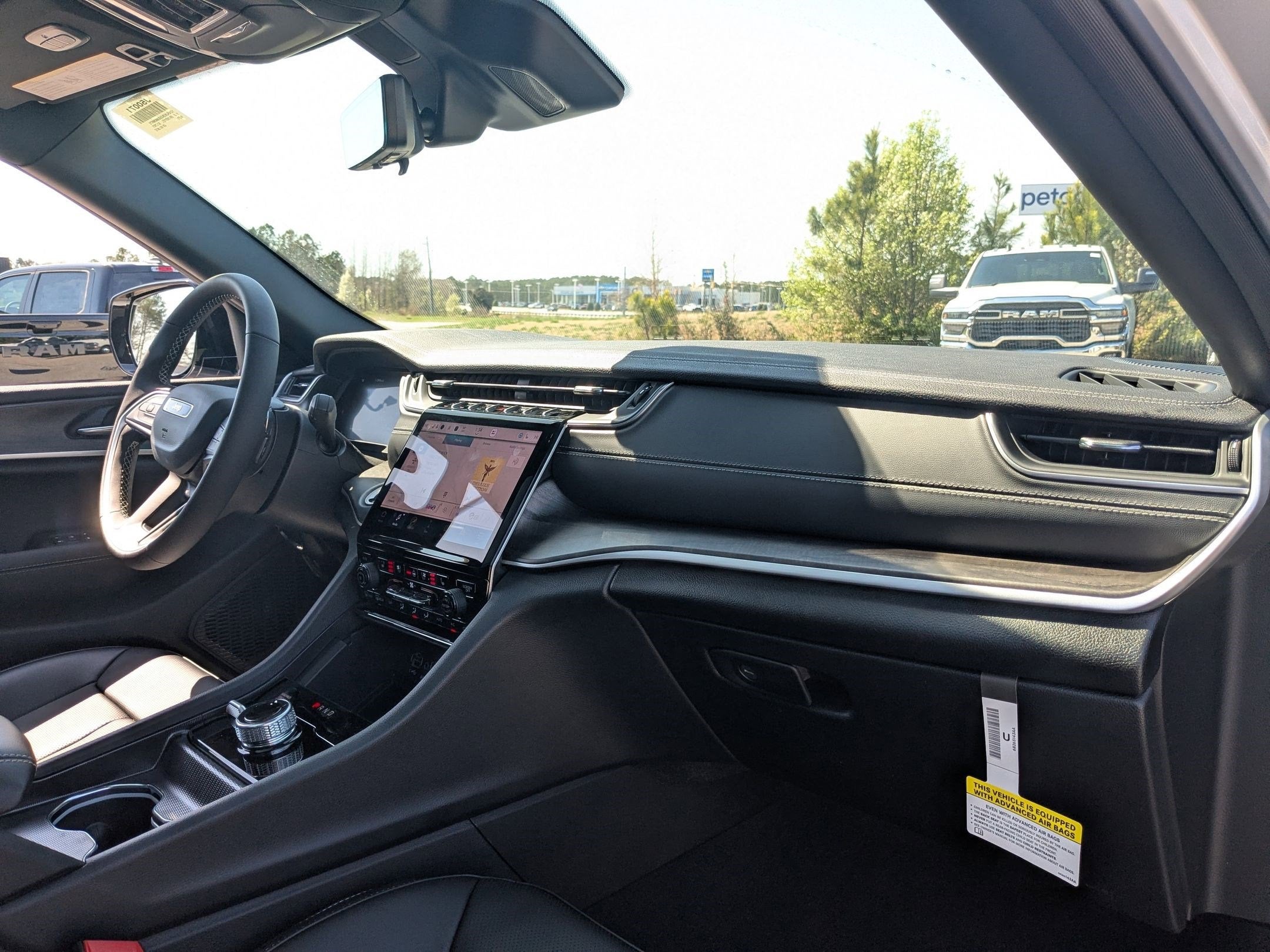 2025 Jeep Grand Cherokee L GRAND CHEROKEE L LIMITED 4X4