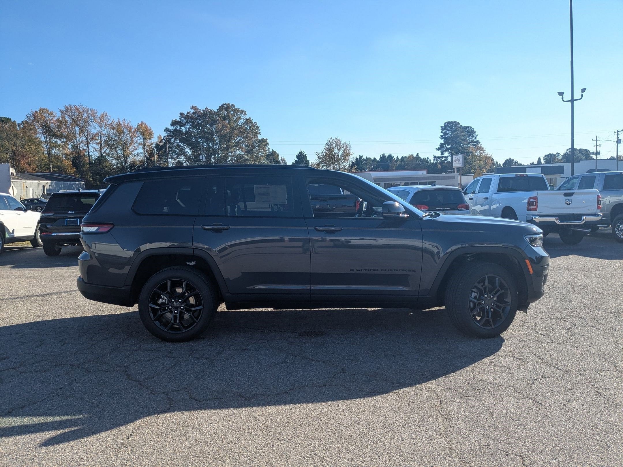 2025 Jeep Grand Cherokee L GRAND CHEROKEE L LIMITED 4X4