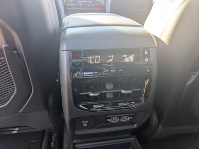 2025 Jeep Grand Cherokee L GRAND CHEROKEE L LIMITED 4X4