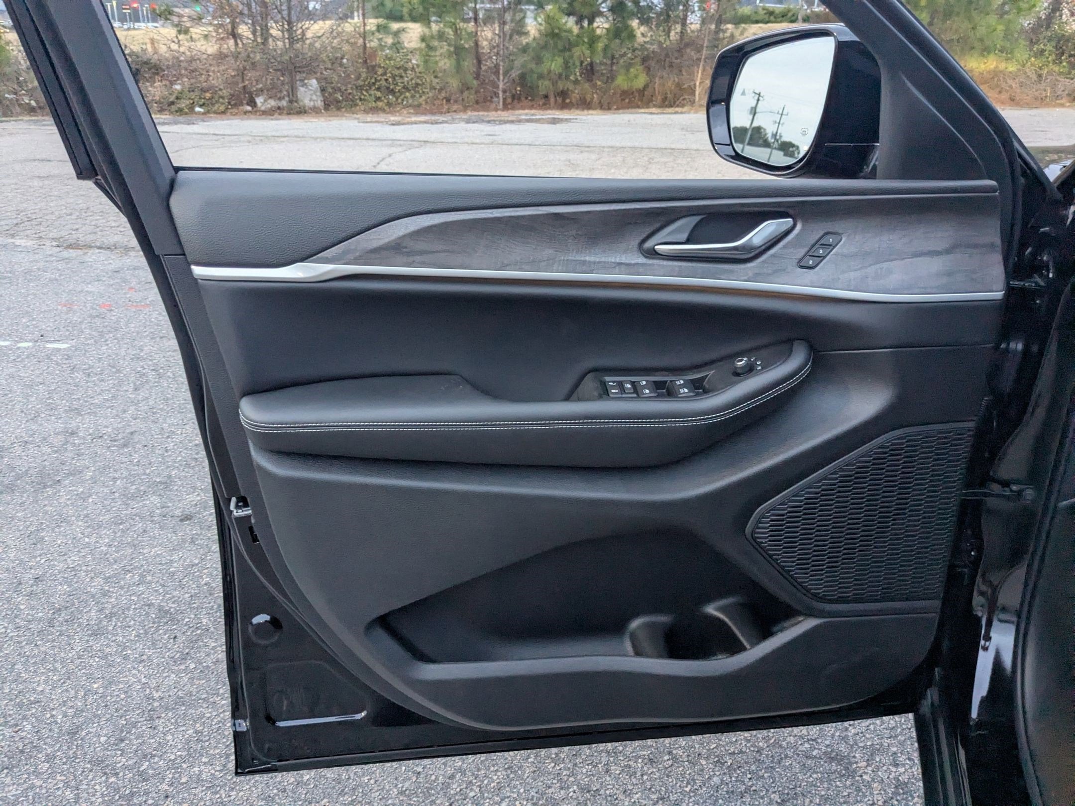 2025 Jeep Grand Cherokee L GRAND CHEROKEE L LIMITED 4X4