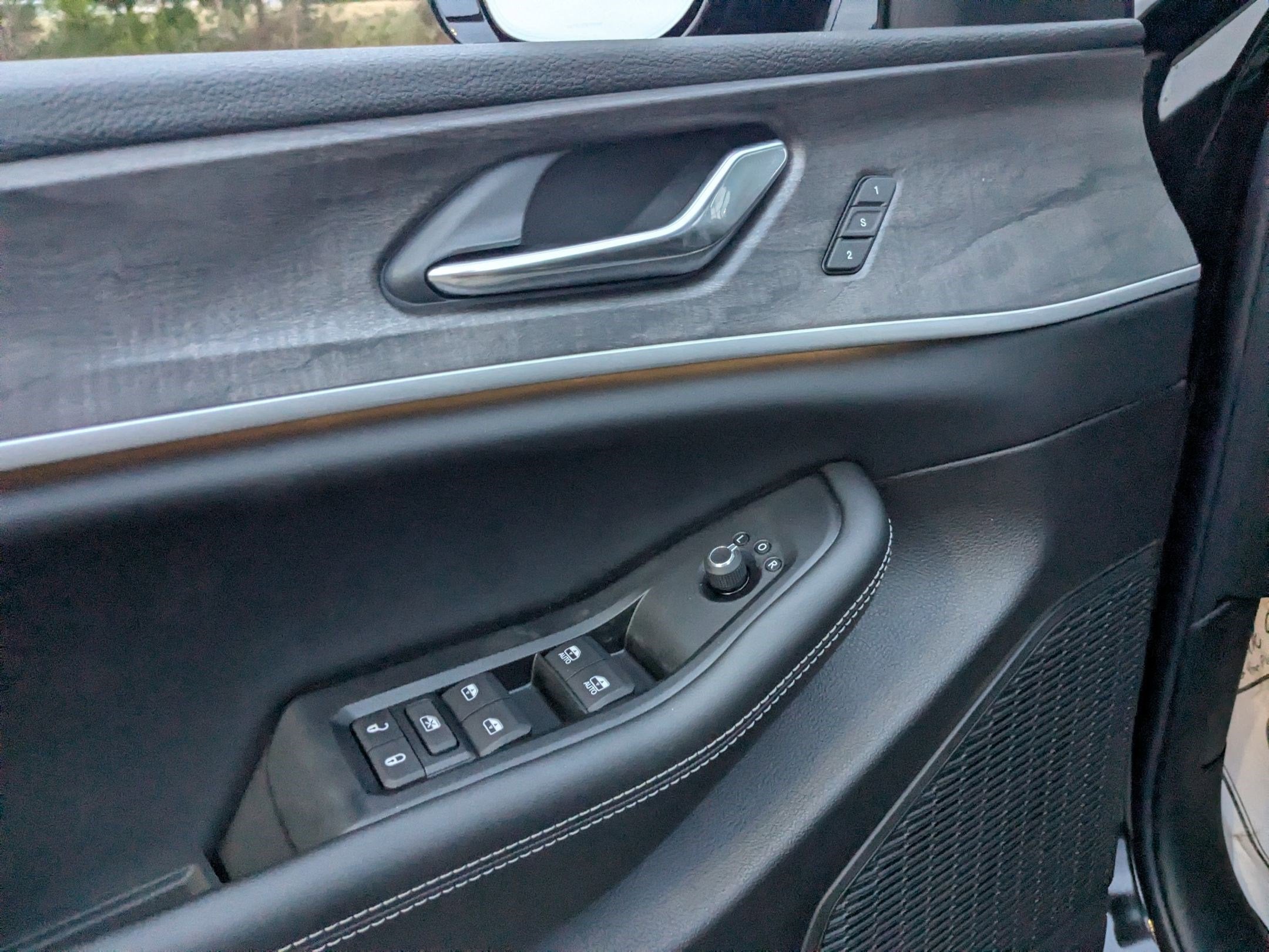 2025 Jeep Grand Cherokee L GRAND CHEROKEE L LIMITED 4X4