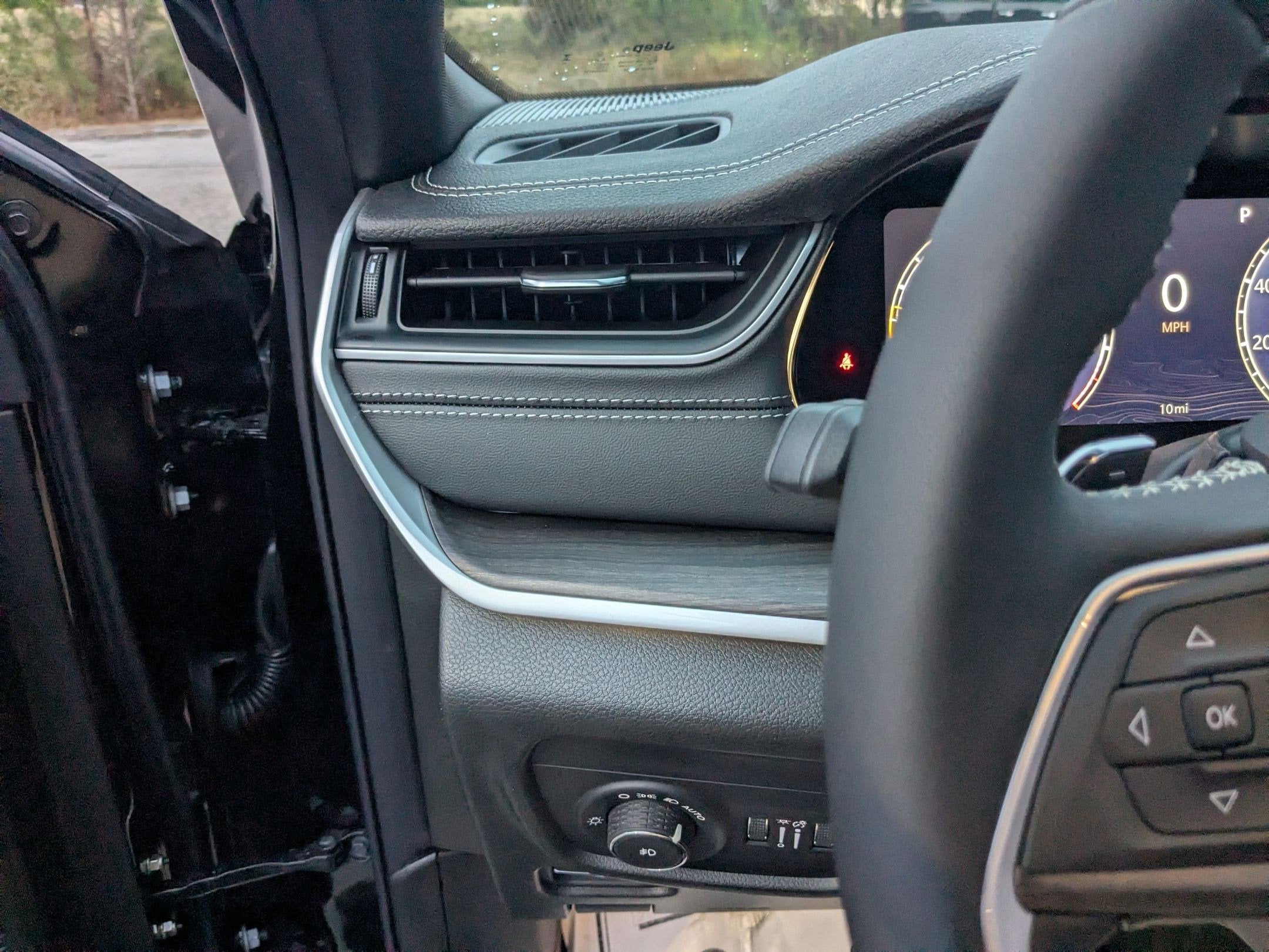 2025 Jeep Grand Cherokee L GRAND CHEROKEE L LIMITED 4X4