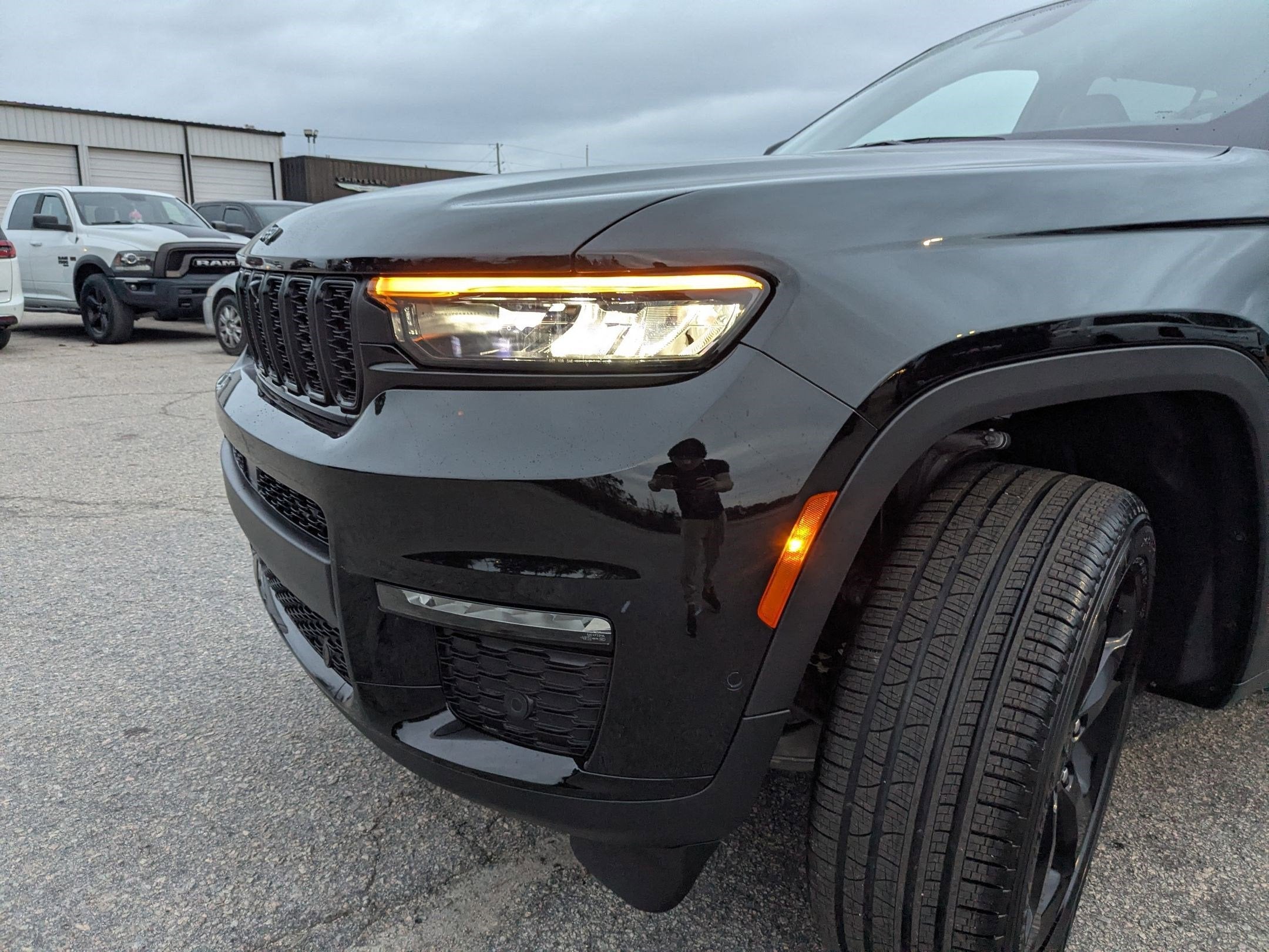 2025 Jeep Grand Cherokee L GRAND CHEROKEE L LIMITED 4X4