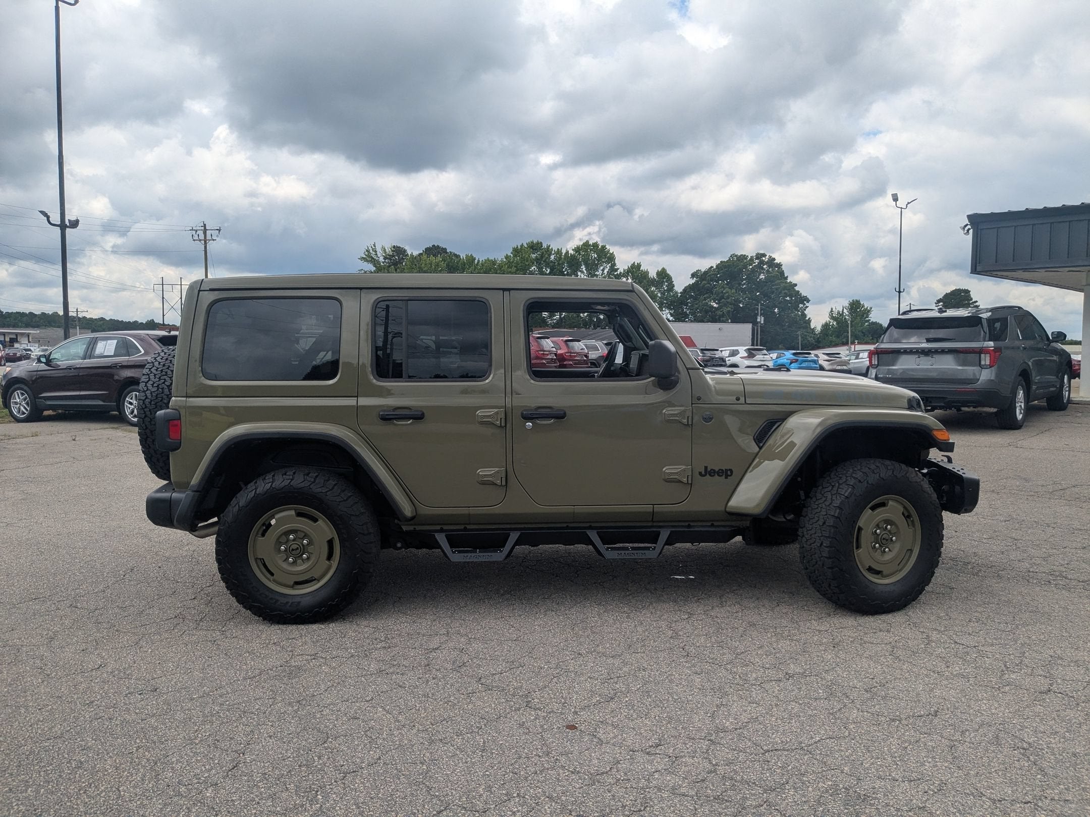 2025 Jeep Wrangler 4xe Willys '41 4xe