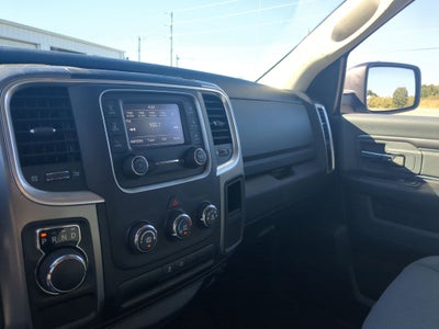2024 RAM 1500 Classic SLT Quad Cab 4x2 6'4' Box