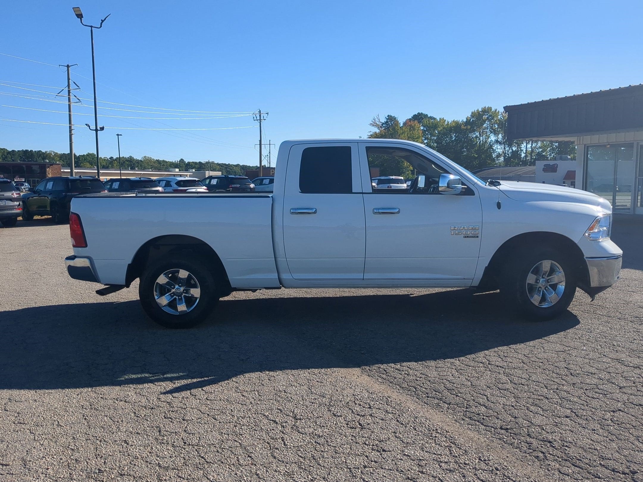 2024 RAM 1500 Classic SLT Quad Cab 4x2 6'4' Box