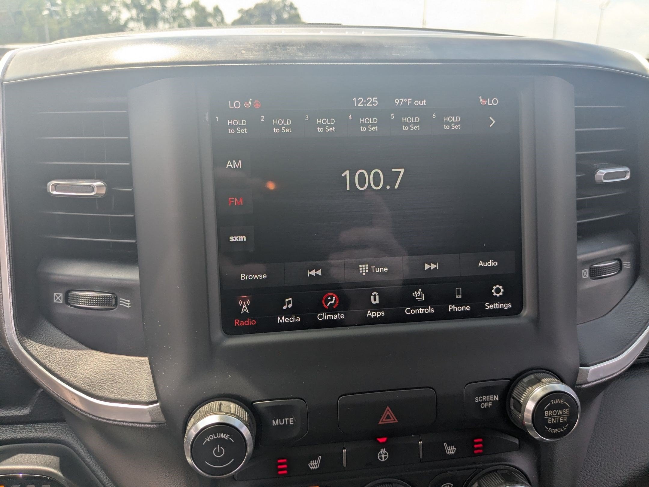 2020 RAM 1500 Big Horn Crew Cab 4x2 5'7' Box