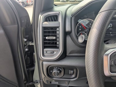 2026 RAM 1500 RAM 1500 WARLOCK CREW CAB 4X4 5'7' BOX