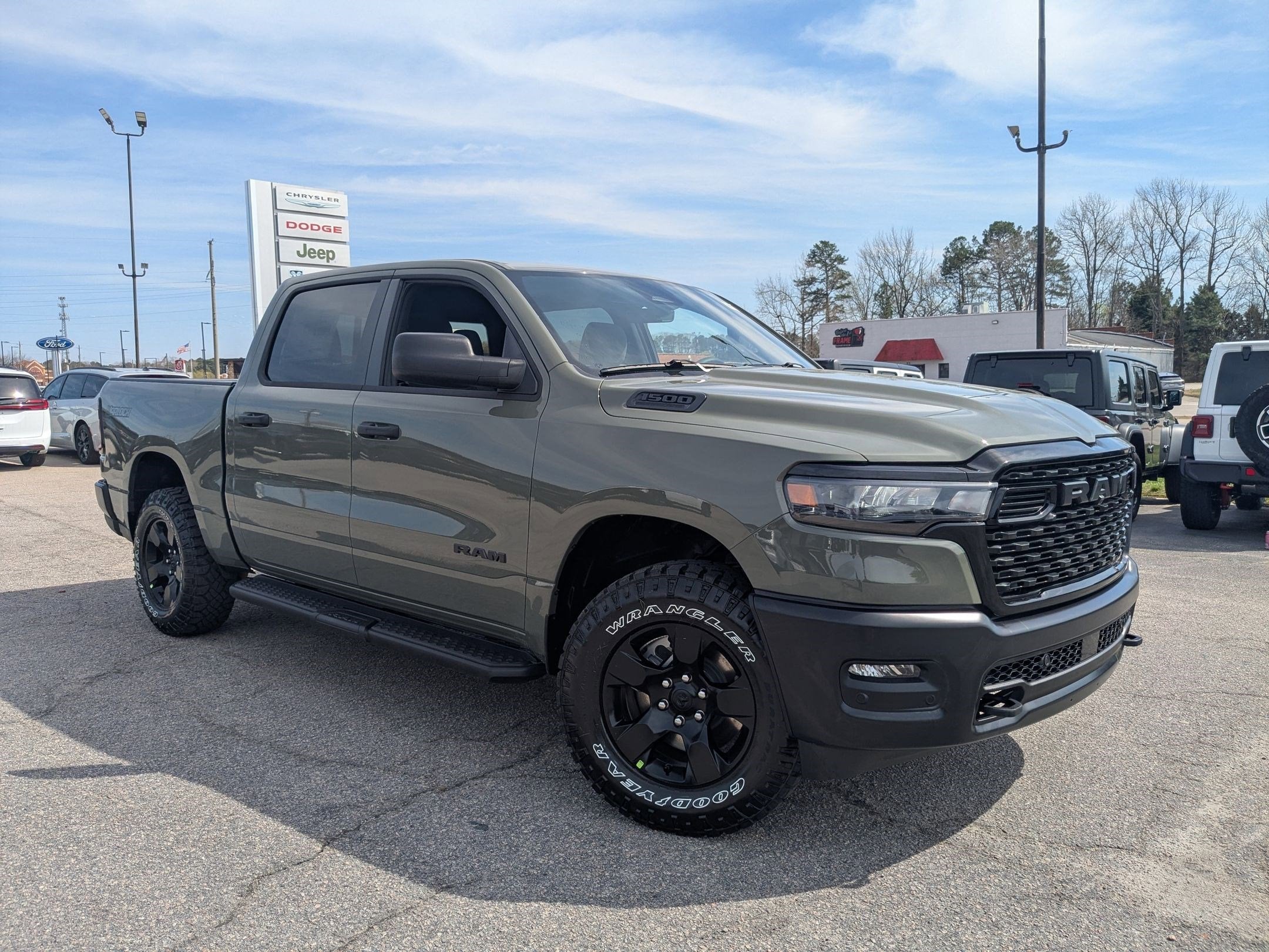 2026 RAM 1500 RAM 1500 WARLOCK CREW CAB 4X4 5'7' BOX