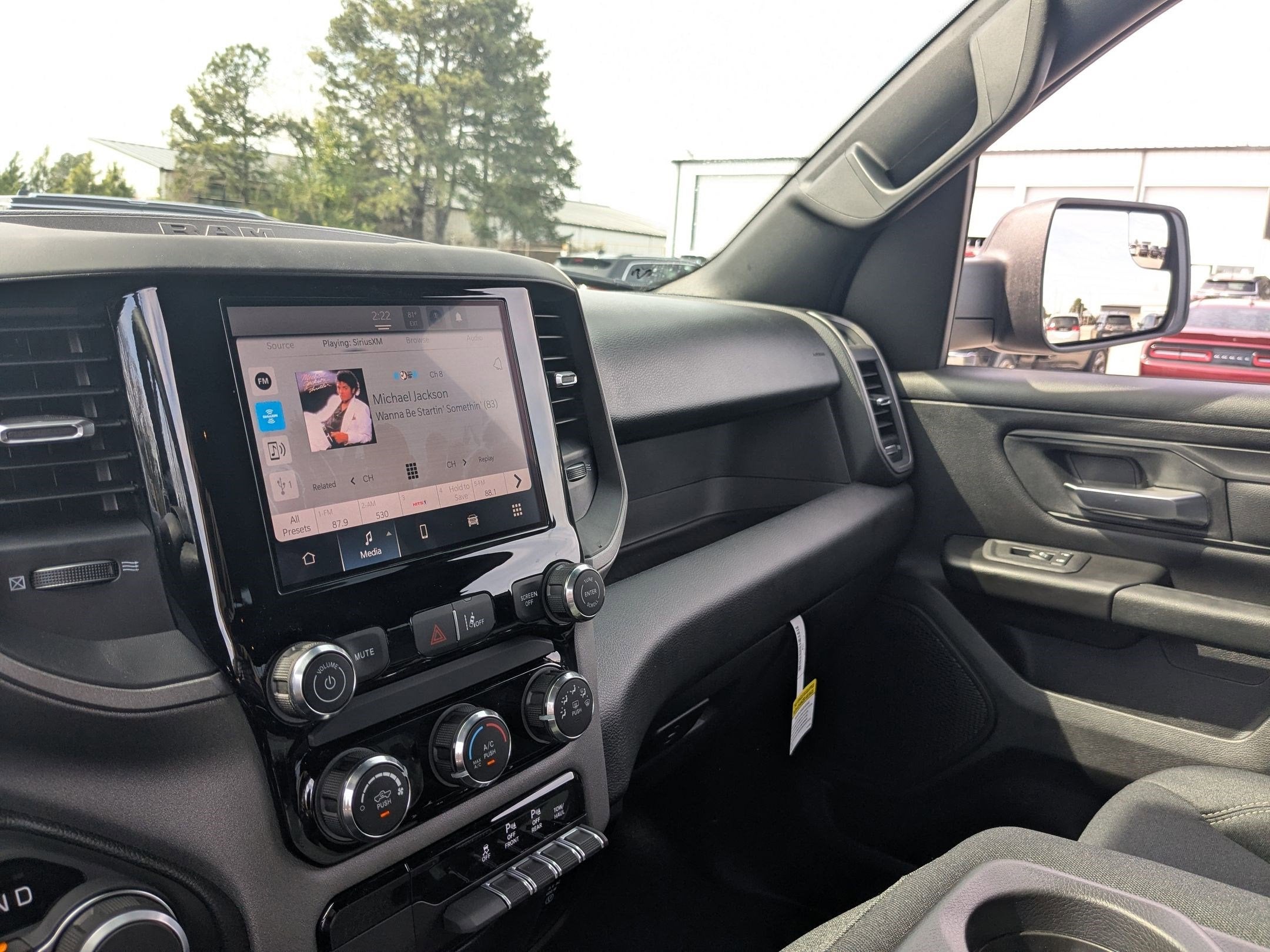 2026 RAM 1500 RAM 1500 WARLOCK CREW CAB 4X4 5'7' BOX