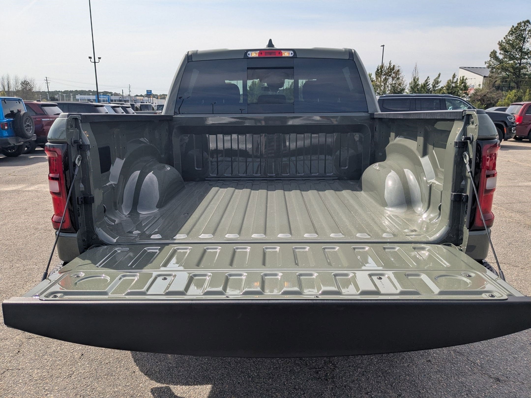 2026 RAM 1500 RAM 1500 WARLOCK CREW CAB 4X4 5'7' BOX