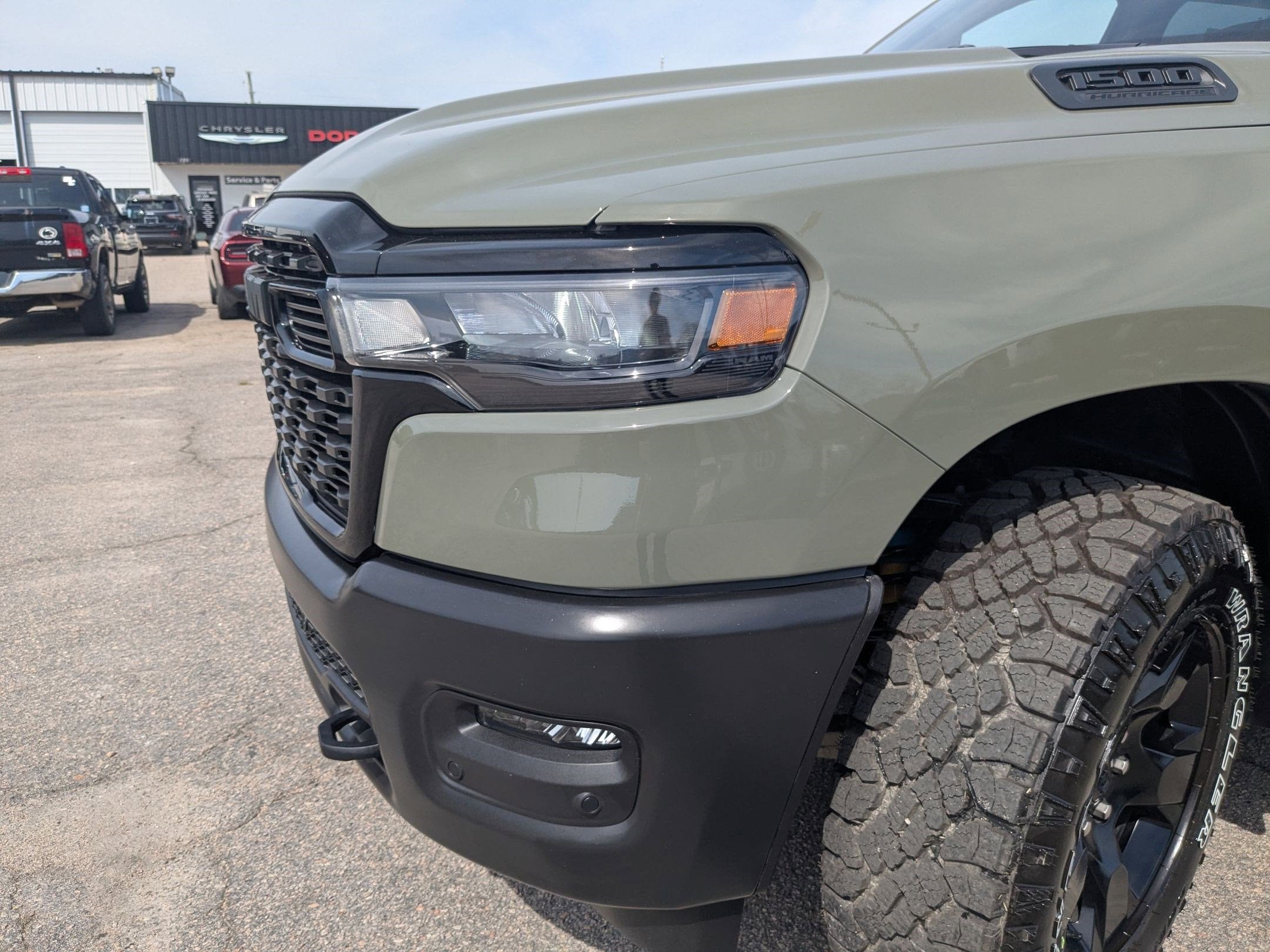 2026 RAM 1500 RAM 1500 WARLOCK CREW CAB 4X4 5'7' BOX