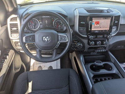 2026 RAM 1500 RAM 1500 EXPRESS CREW CAB 4X4 5'7' BOX