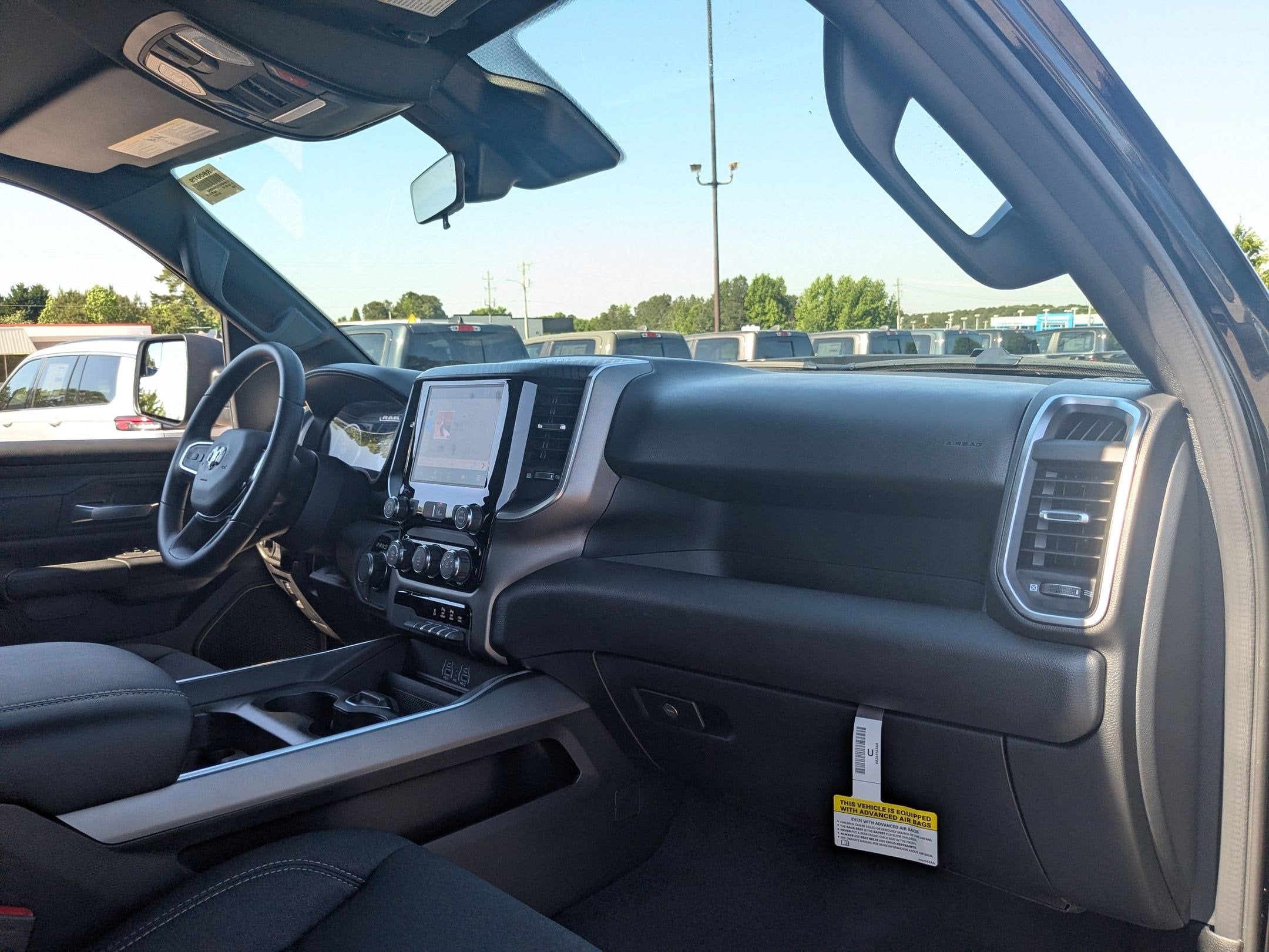 2026 RAM 1500 RAM 1500 EXPRESS CREW CAB 4X4 5'7' BOX