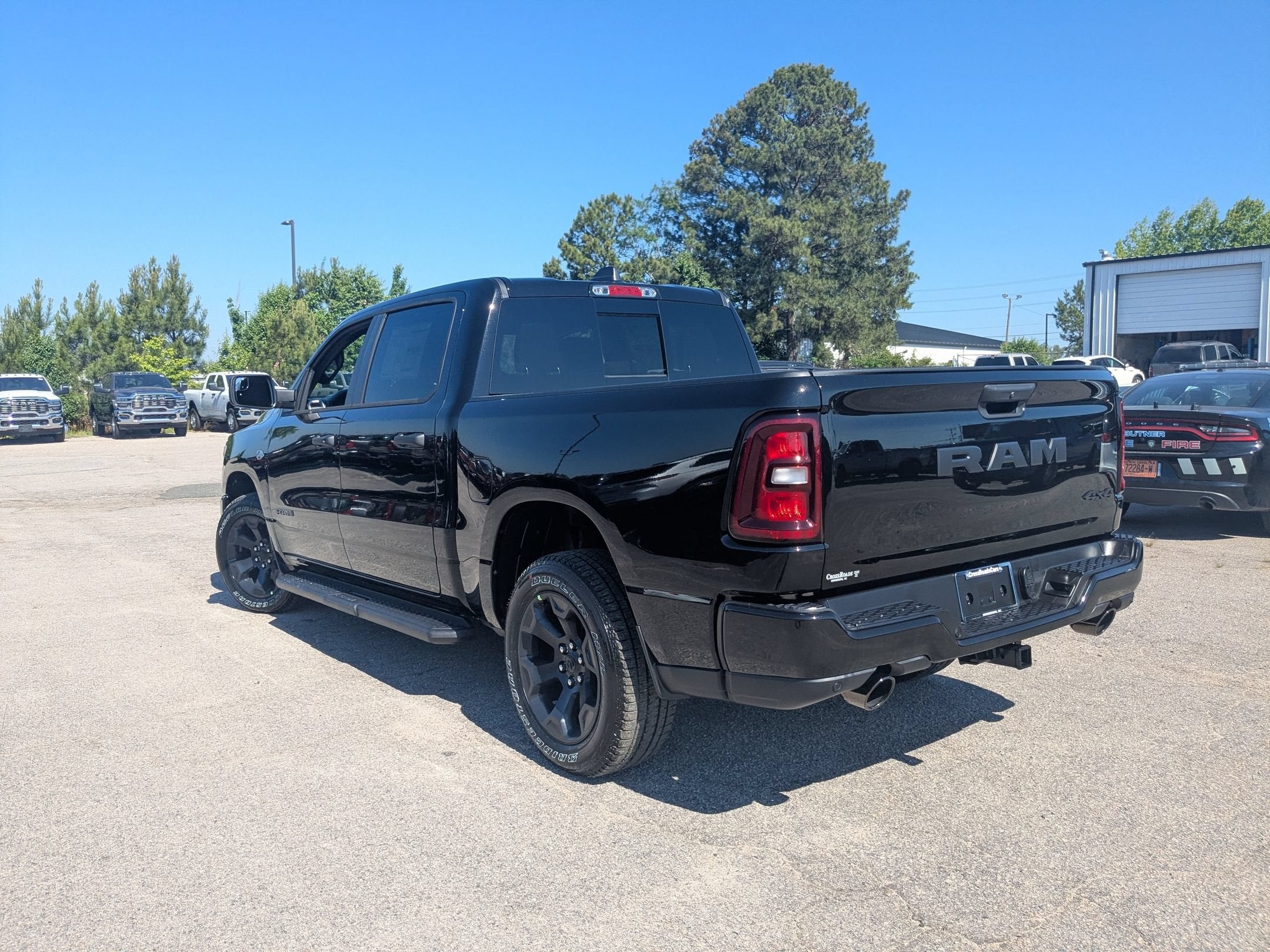 2026 RAM 1500 RAM 1500 EXPRESS CREW CAB 4X4 5'7' BOX