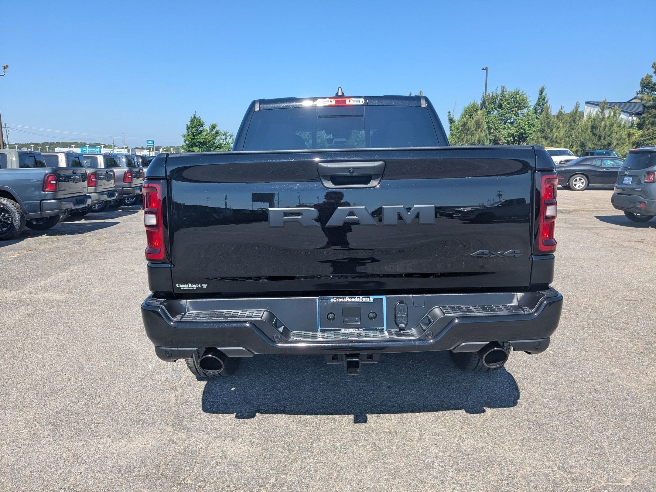 2026 RAM 1500 RAM 1500 EXPRESS CREW CAB 4X4 5'7' BOX