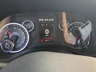 2024 RAM 1500 Tradesman Crew Cab 4x4 5'7' Box