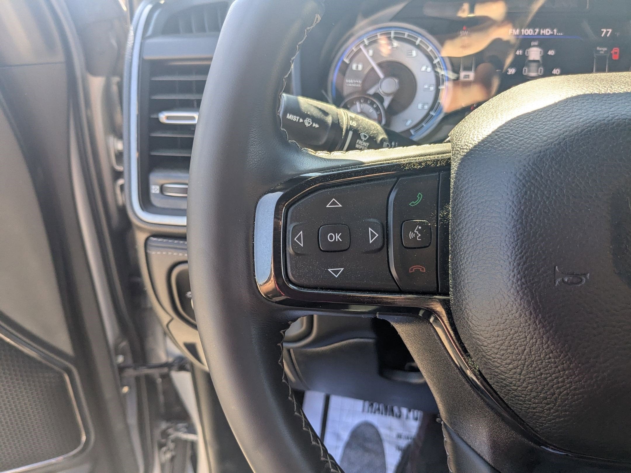 2022 RAM 1500 Limited Crew Cab 4x4 5'7' Box