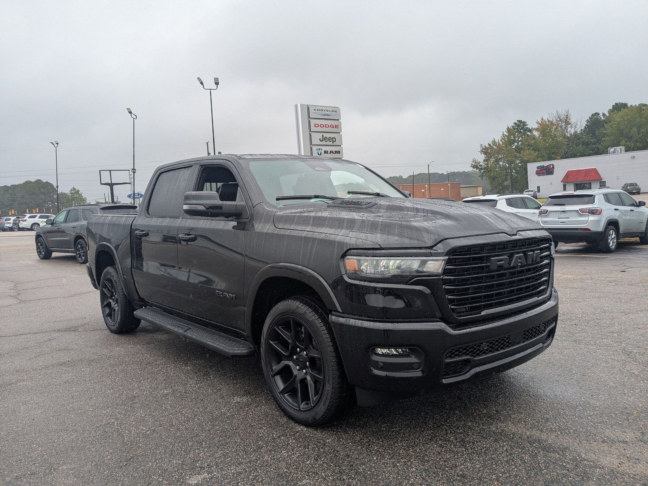 2026 RAM 1500 RAM 1500 LARAMIE CREW CAB 4X4 5'7' BOX