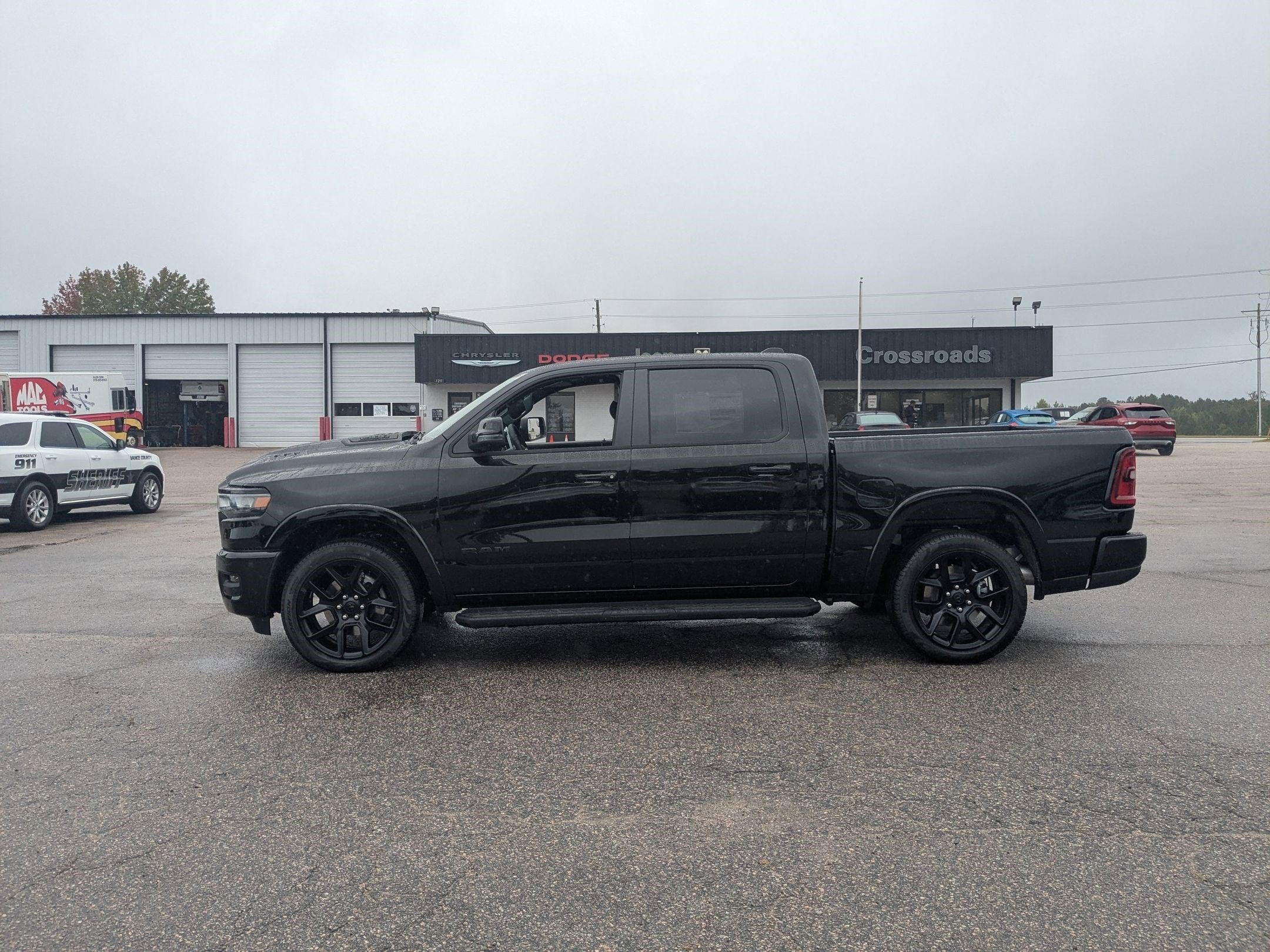 2026 RAM 1500 RAM 1500 LARAMIE CREW CAB 4X4 5'7' BOX