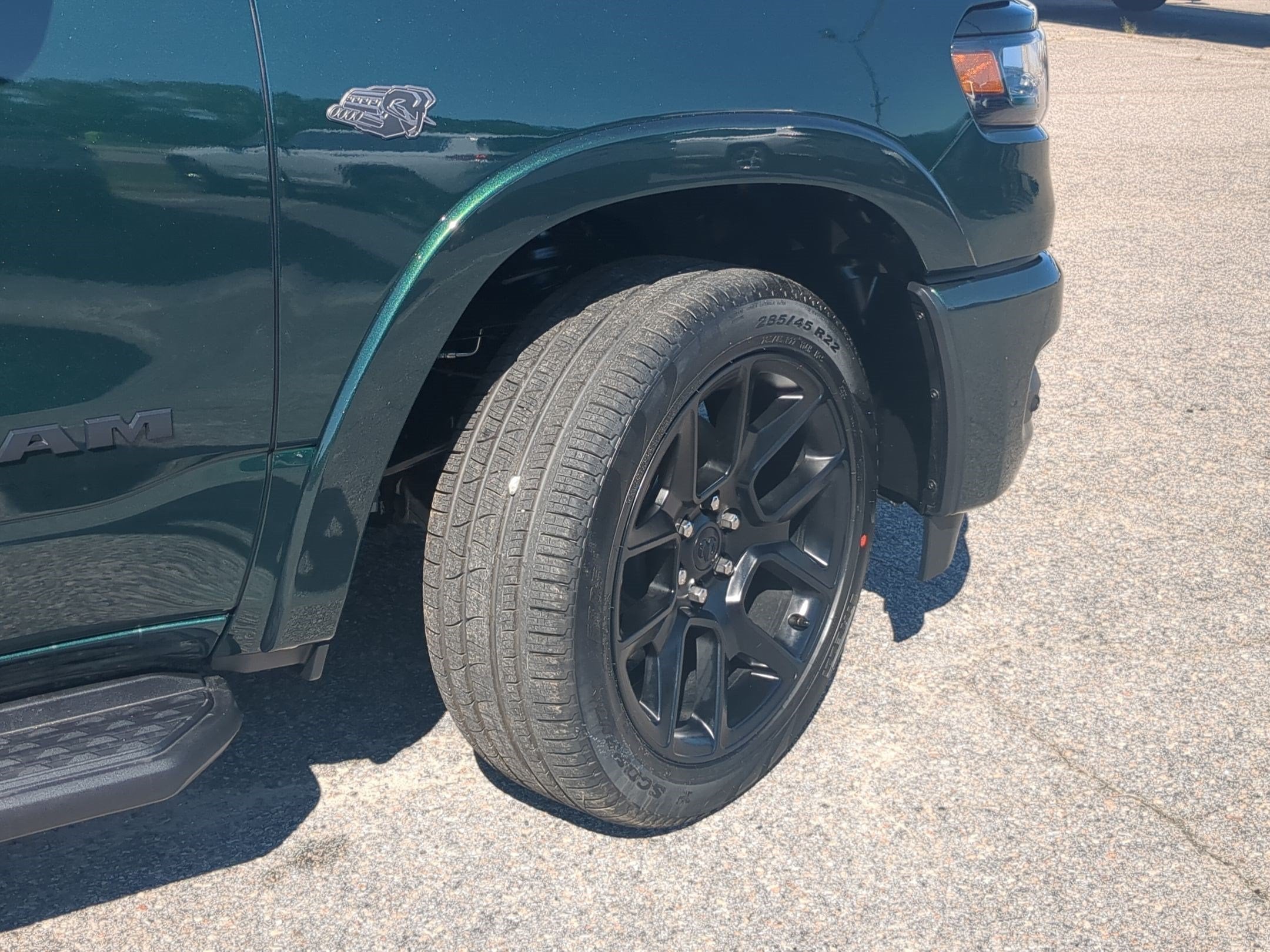 2027 RAM 1500 RAM 1500 LARAMIE CREW CAB 4X4 5'7' BOX