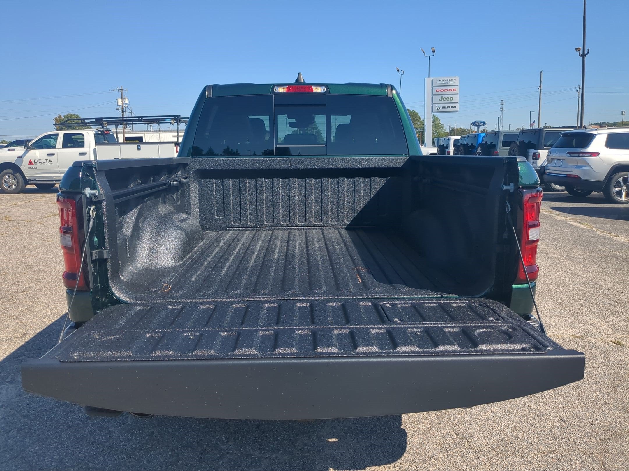 2027 RAM 1500 RAM 1500 LARAMIE CREW CAB 4X4 5'7' BOX